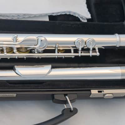 Yamaha YFL-200AD II Advantage Flute *Cleaned & Serviced *Ready to play image 8