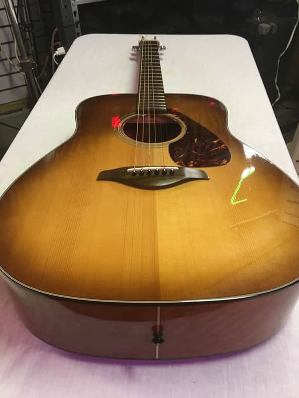 Yamaha FG700S-SDB Sandburst image 1