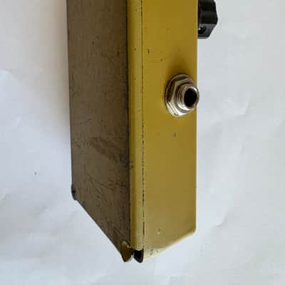 MXR MX-104 Script Distortion + 1973 - 1975 - Yellow image 4