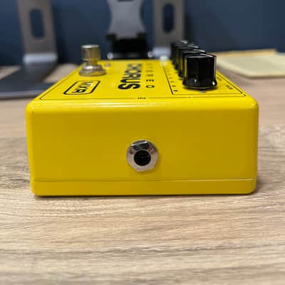 MXR M134 Stereo Chorus 2004 - Present - Yellow image 5