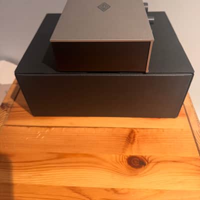 Universal Audio Volt 2 USB-C Audio Interface 2021 - Present - Tan / Gray image 7