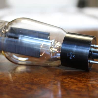 Sylvania JAN CHS 5U4G VT244 - Coke Bottle - Hanging Filament - D Getter - 1940s - Ribbed Black Plates, NOS Tube image 4