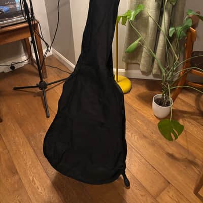 Yamaha F370 Acoustic Guitar in Black Gloss Finish image 7
