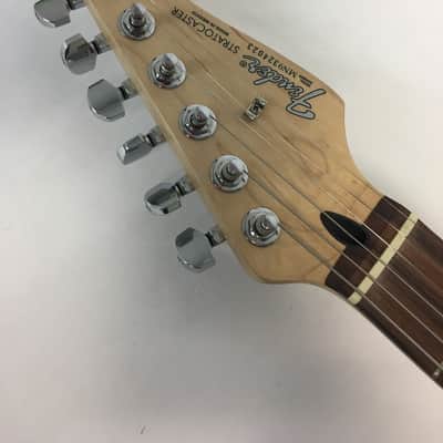 Fender Stratocaster MIM Purple image 5