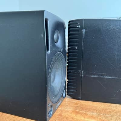 Genelec 1029A 5" Powered Nearfield Studio Monitor (Pair) 1996 - 2005 - Black image 2