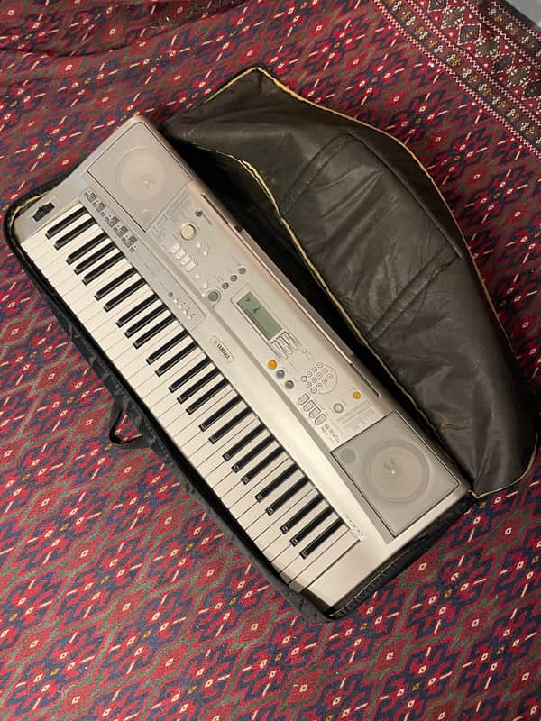 Yamaha A300 Early 2000s - Grey image 1