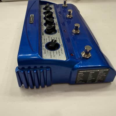 Line 6 MM4 Modulation Modeler Programmable Guitar Multi Effects Pedal + PSU image 4