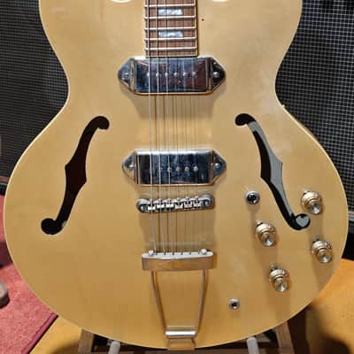 Epiphone Casino Made in China with Gibson Usa electronics upgrade image 18