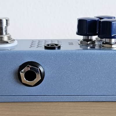 JHS Tidewater Tremolo V1 - Blue image 5