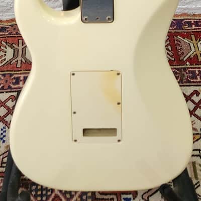 VINTAGE MIJ! Fender ST-557 Stratocaster Vintage White w/ Original One Piece Curly Maple Neck 1985-1987 Japan image 6