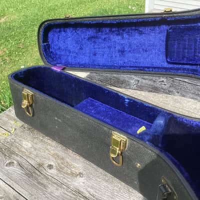 Martin 000 guitar case 1960s image 9