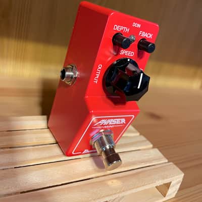 Ibanez Phaser MINI 2021 - Red image 3