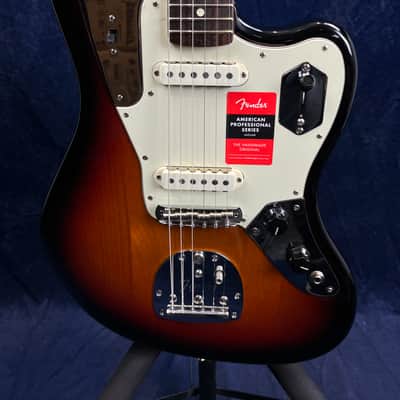 Fender American Professional Jaguar in 3 Tone Sunburst Pre-owned with Case image 2