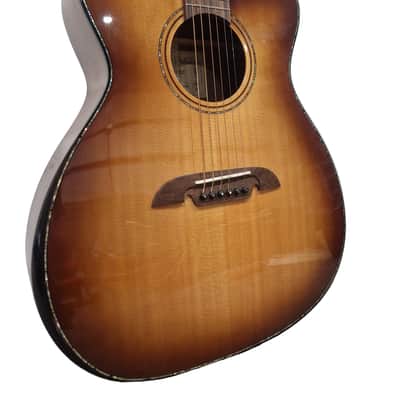Tokai Humming Bird Custom W-600 MIJ Vintage Dreadnought Acoustic