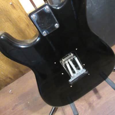 1980s Made in Korea Fender Squier II Stratocaster With Hard Case NICE! image 7