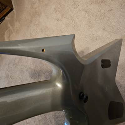 B.C. Rich Beast v 2000s - Grey image 8