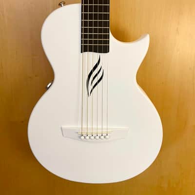 Enya Nova Go SP1- Travel Carbon Fiber Acoustic Electric image 1