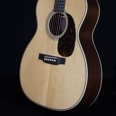 Martin 000-28 Standard Series Acoustic image 2
