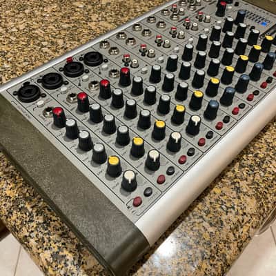 Soundcraft COMPACT 10 10-Channel Desktop Recording Analog Studio Mixer image 4