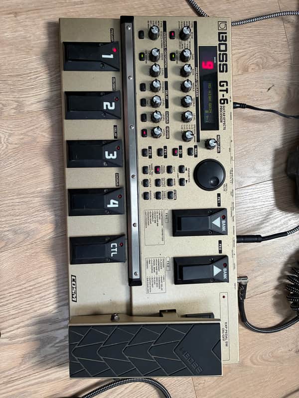 Boss GT-6 Multi-Effect Unit 2001 - 2005 - Gold image 1