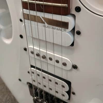 Ibanez JEM-JR-WH SUSTAINIAC Steve Vai Signature White image 14
