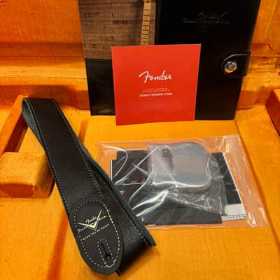 Fender Custom Shop 60’s Telecaster Custom 2024 - Blue Sparkle (SN: R134925) image 13