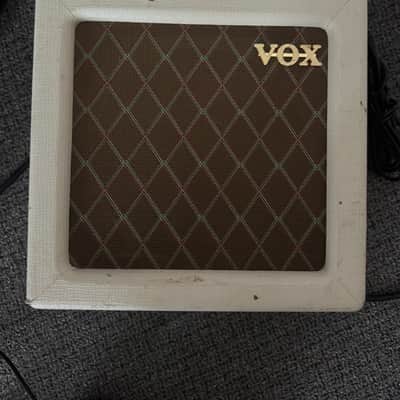 Vox AC4TV 4-Watt 1x10" Guitar Combo 2009 - 2019 - Tan image 1