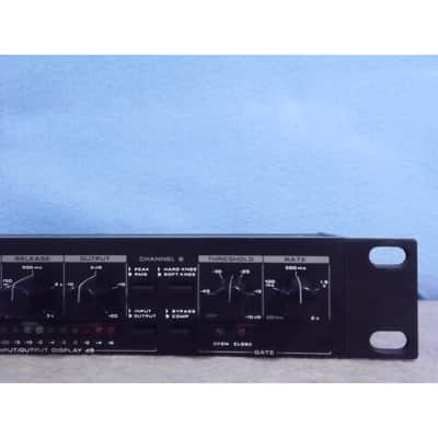Alesis 3630 Dual-Channel Compressor / Limiter with Gate image 5