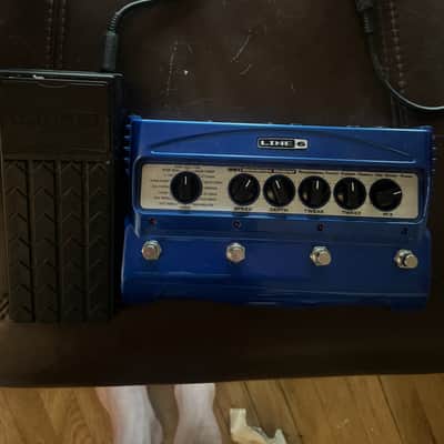 Line 6 MM4 Modulation Modeler with Line 6 Expression Pedal image 2