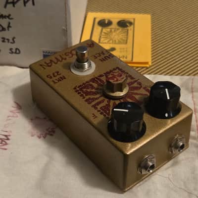 Analogman Sun Face Red Dot NKT275 Germanium Fuzz with Sun Dial image 2