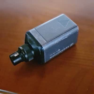 Sennheiser Sennheiser SKP 100 Plug-On Transmitter UHF XLR mit Display 823–865 MHz image 10
