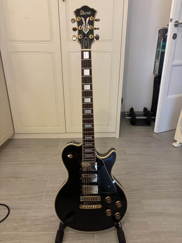 Ibanez PF230-BK Performer