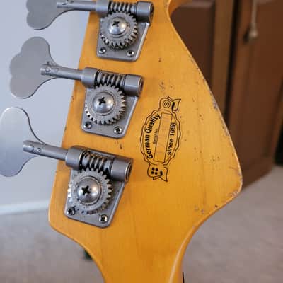Sandberg Sandberg California II Umbo 4 string Tobacco Sunburst Left Hand s-n 17880 2016 - 3 Tone Burst Hard Core Aged image 4
