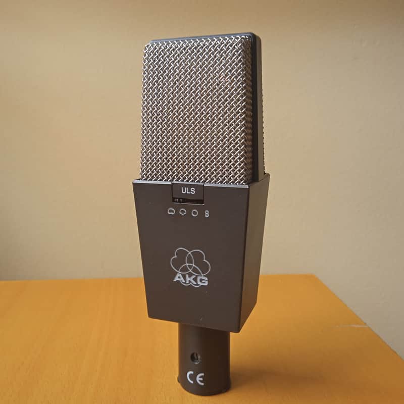AKG C414 B ULS Large Diaphragm Multipattern Condenser Microphone 1990s - Black image 1