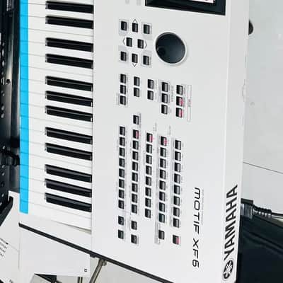 Yamaha Motif XF 6 Production Synthesizer 2010s - White Used