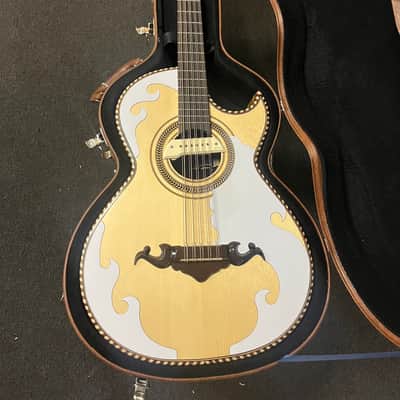 Bestia Bajo Quinto - Maple /ceder image 3