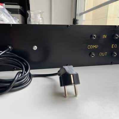 Vari-mu compressor and tube EQ in single 3U rack custom image 5