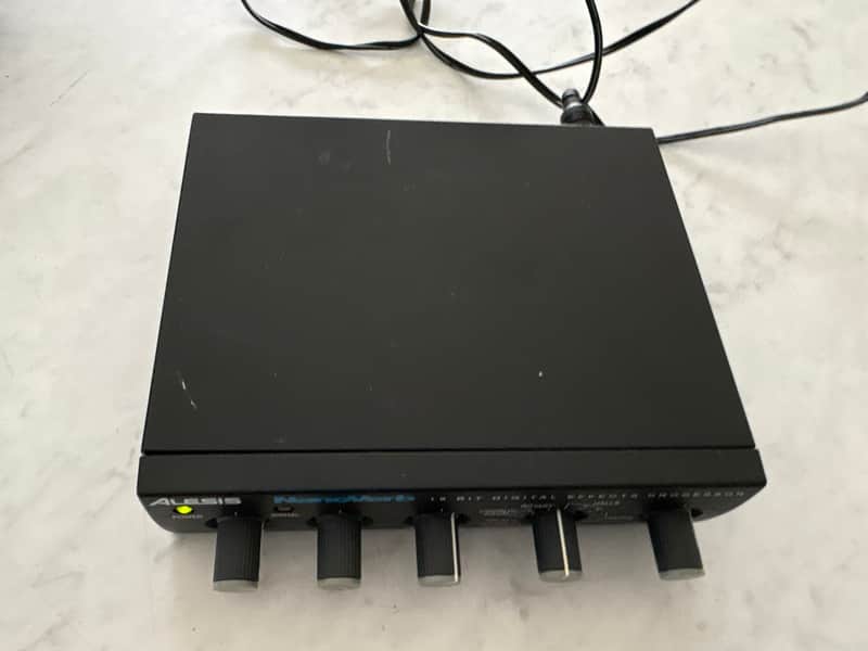 Alesis Nanoverb 18-Bit Digital Effects Processor 1990s - Black