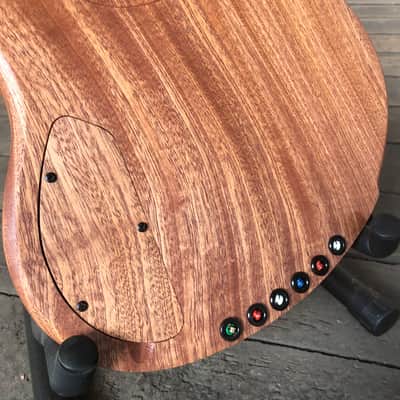 Short scale 6 string fretless bass guitar by JL 2023 - Sapele image 17