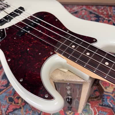 Fender Heritage 60's Jazz Bass Oly White Rosewood Nitro Lacquer 2022 image 23