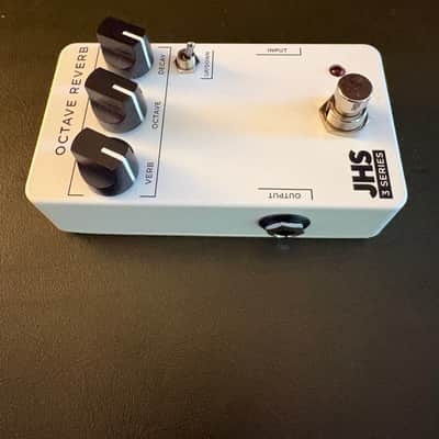 JHS 3 Series Octave Reverb 2022 - Present - White image 5