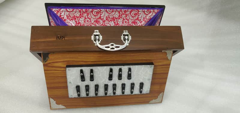 Shruti Box, professional quality deep bass drone sound. long stamina easy pump, tuned 432hz image 1