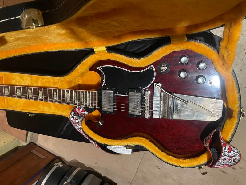 Gibson Custom Shop '64 SG Standard Reissue with Maestro Vibrola