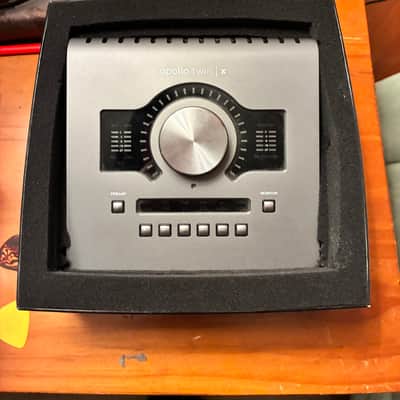 Universal Audio Apollo Twin X DUO Heritage Edition Thunderbolt 3 Audio Interface 2020 - Present - Gray image 5