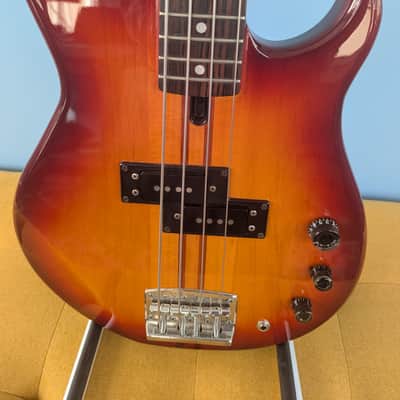 Yamaha BB2000S Medium Scale - Active. image 8