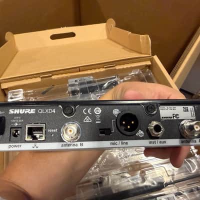 Shure QLDX4 Digital Wireless Receiver 572-616 MHz J50A image 3