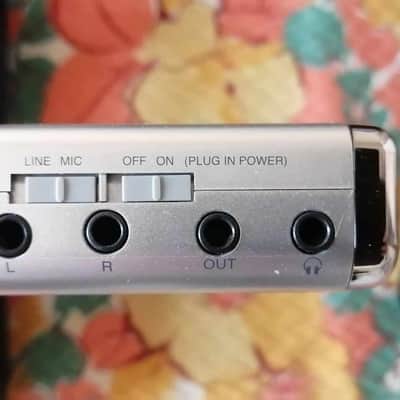 Korg MR-1 avec ses accessoires image 8