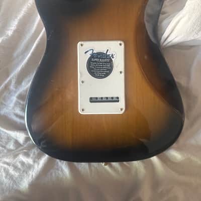 Fender 50th Anniversary American Deluxe Stratocaster 2004 - Sunburst image 3