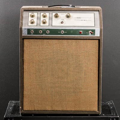 Silvertone Model 1422 40XL 40-Watt 1x12 Guitar Combo