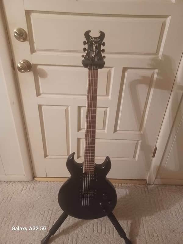 Schecter Scorpion 2000 - 2004 Black image 1